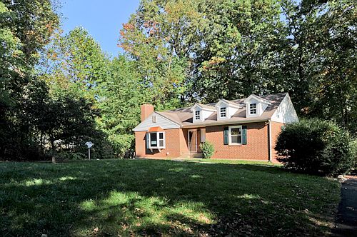 1st image of 2445 Casmar St