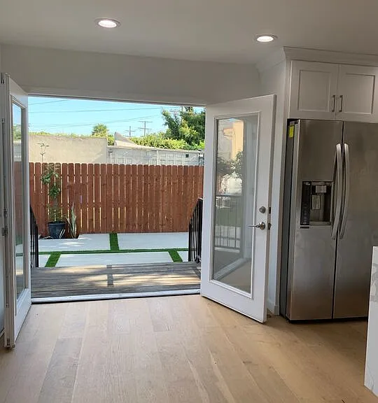 635 N Formosa Ave — Photo 27