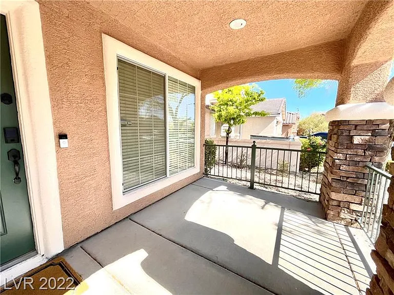 3410 Antique Rose Dr — Photo 4