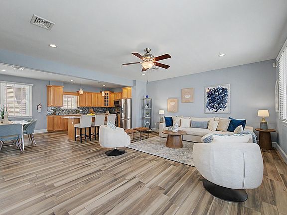 3rd image of 111 N Madison Ave #2