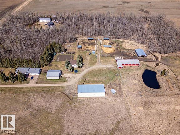 2nd image of 49059 Range Rd #265
