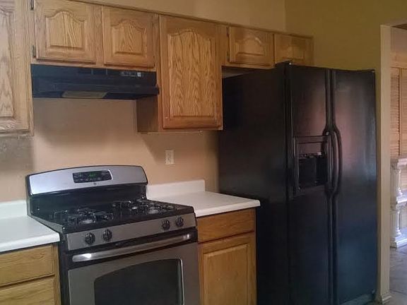 2nd image of 8237 Ducharme Ave