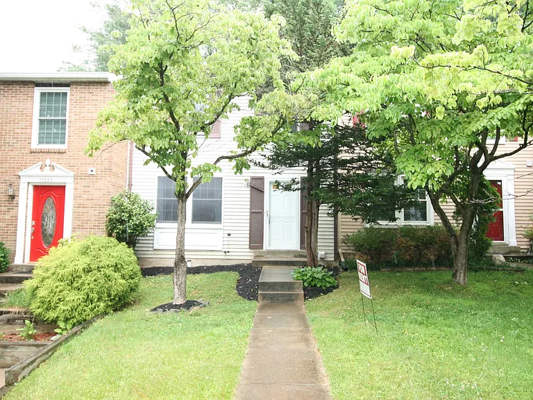 17231 Epsilon Pl — Photo 1