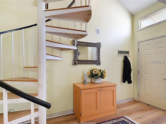 4th image of 109 Windward Village Dr #109