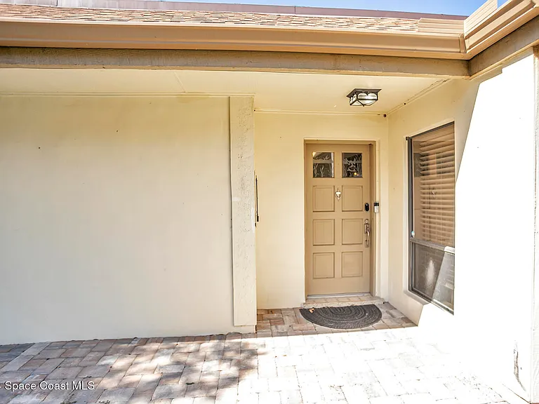 216 Country Club Dr — Photo 47