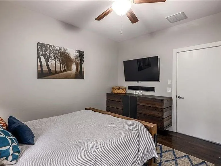 1110 Concordia Ave — Photo 19