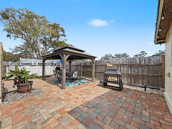 2nd image of 5264 Idlewild St