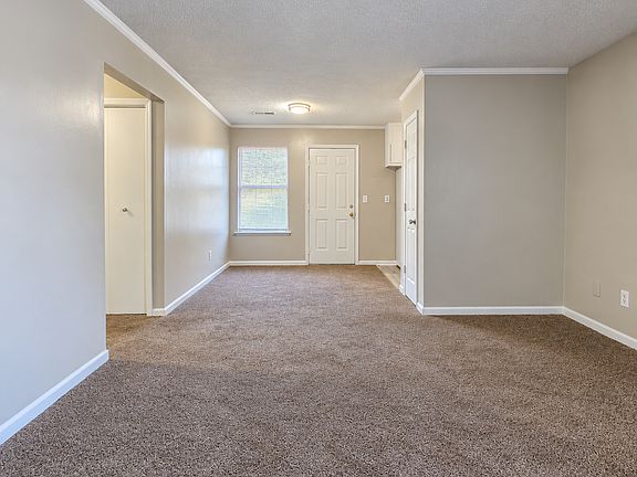 4th image of 102 Railroad Ridge Rd Unit 4