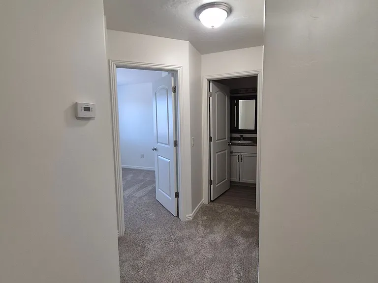 1000 E Bluffview Dr #118 — Photo 16