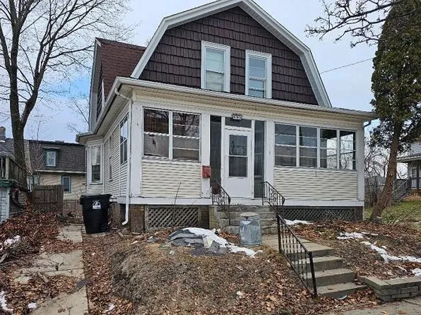 306 Cliff AVENUE, Racine, WI 53404