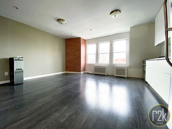 5th image of 32-59 46th St #3D