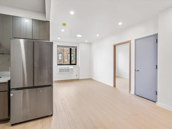 96-11 37th Avenue 4D image 2 of 8
