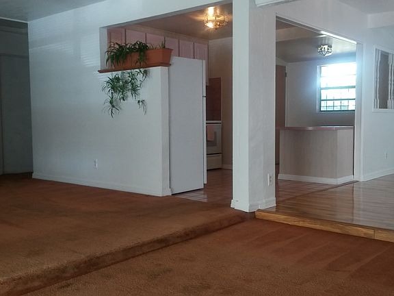 4th image of 4661 Yarmouth Ave S