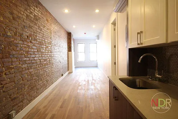 Rented by Next Door Realty NYC | media 27