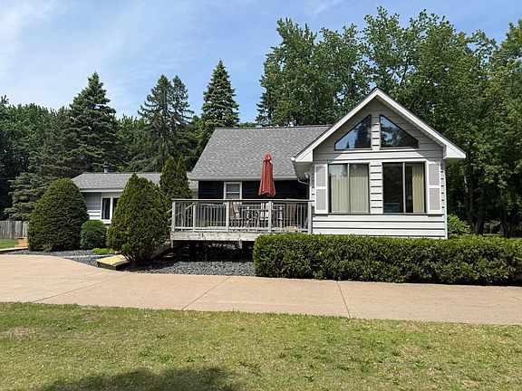 4th image of 8428 Eastwood Rd