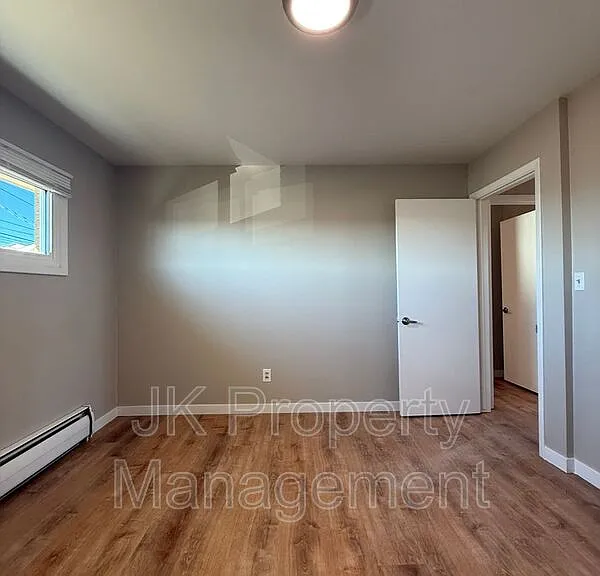 2100 4th St NE #3 — Photo 18