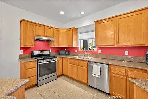 72440 Sun Valley Dr — Photo 2