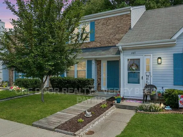 105 Crestwood Ct, Yorktown, VA 23692