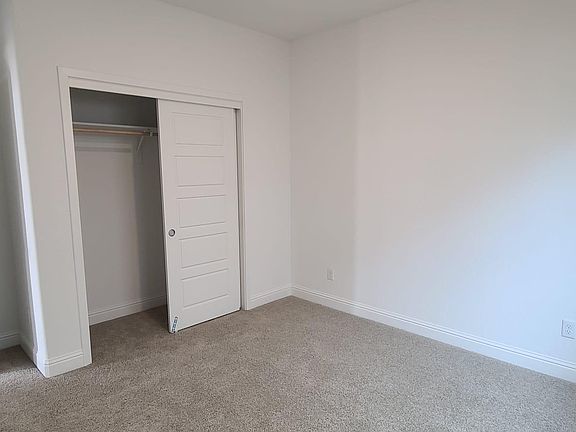 3rd image of 252 N Laverne Ave