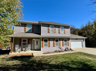9434 N Boatman Hill Rd, Columbia, MO 65202