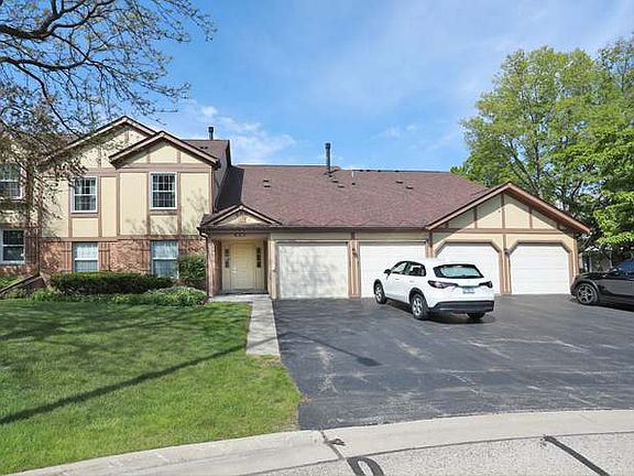 2nd image of 1143 Auburn Ln