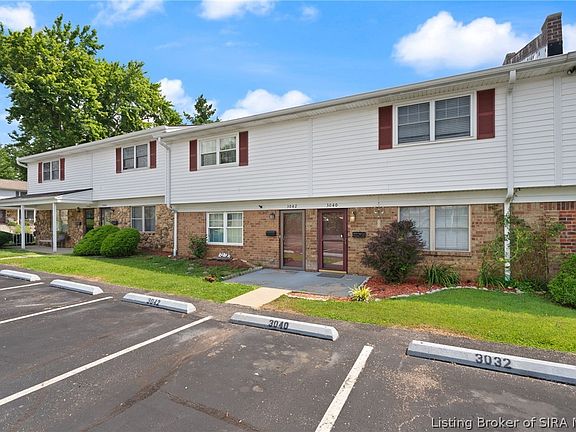 2nd image of 3042 Wooded Way