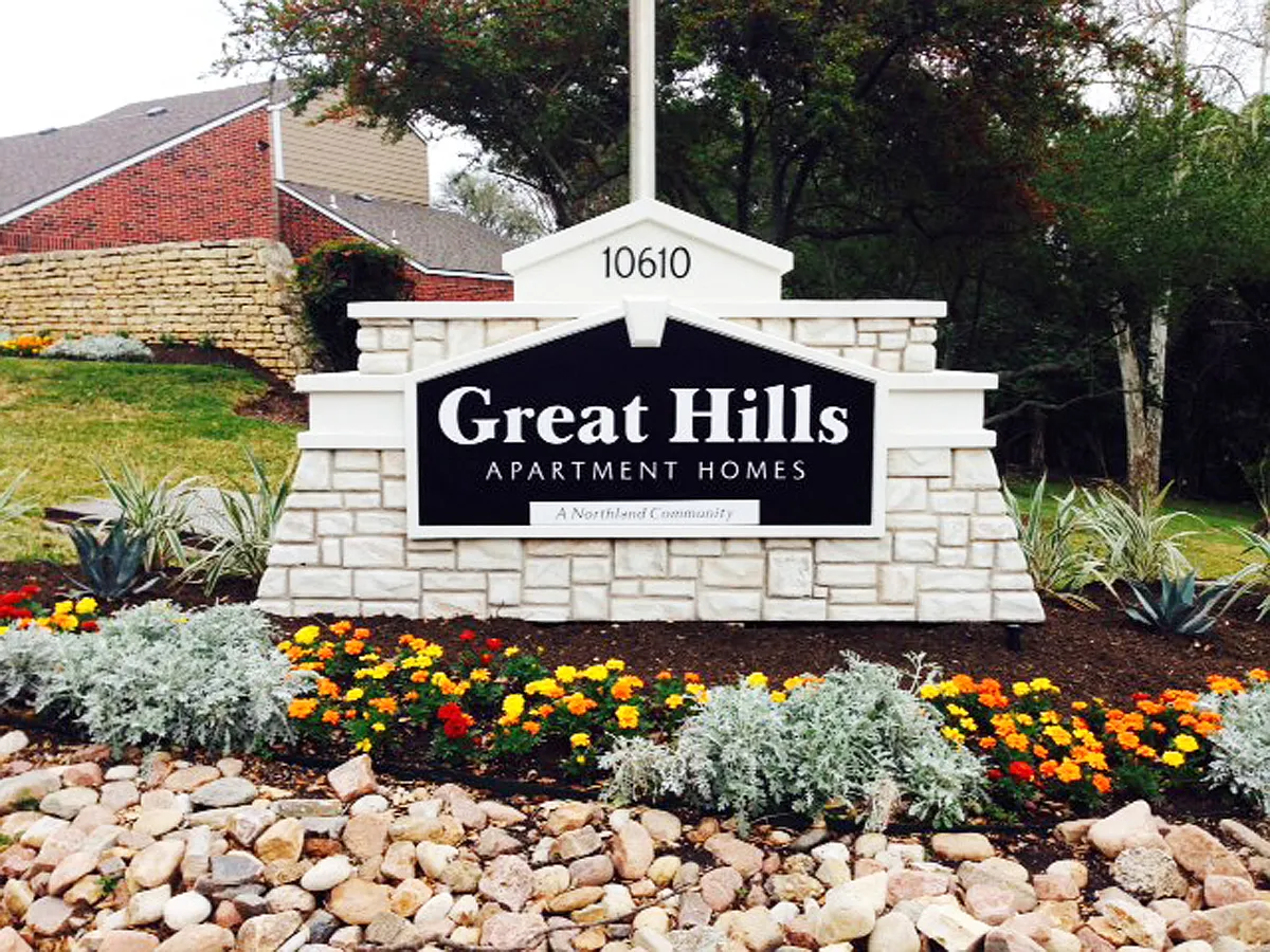 Great Hills — Photo 2