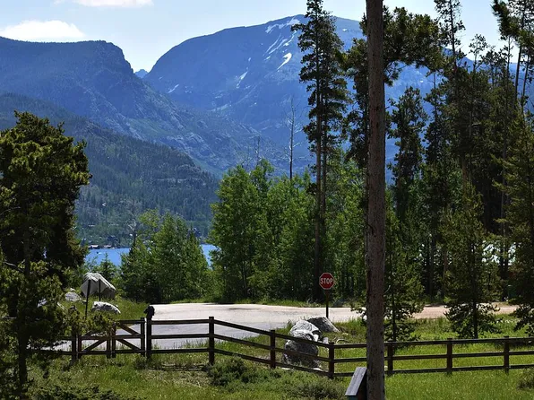 276 Annie Dr, Grand Lake, CO 80447