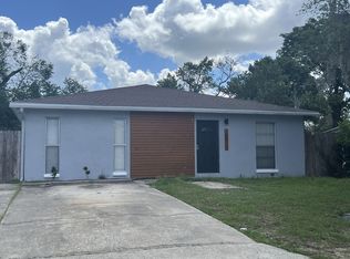 10017 N Hyaleah Rd, Tampa, FL 33617