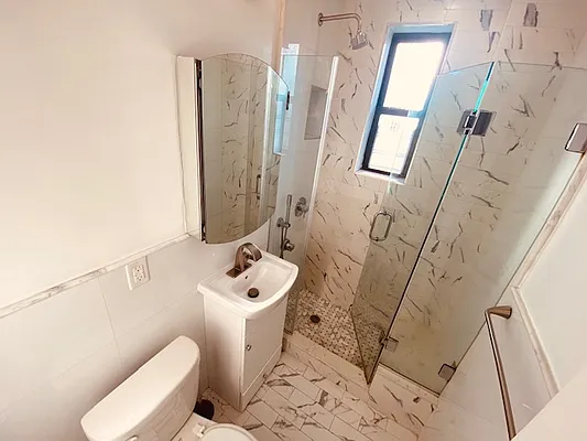 Rented by Silverstein Collection LLC  | media 23