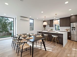 4855 42nd Ave SW #B, Seattle, WA 98116