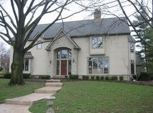 1954 Upper Chelsea Rd, Columbus, OH 43221