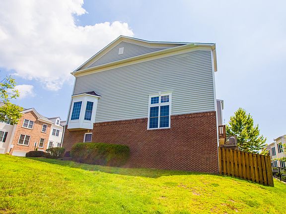 2nd image of 2405 Brookmoor Ln #507A
