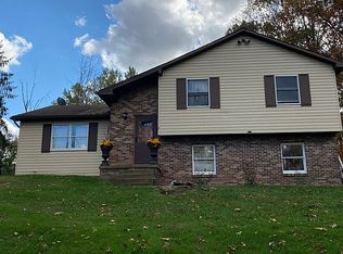 222 Blaker Ridge Rd, Waynesburg, PA 15370