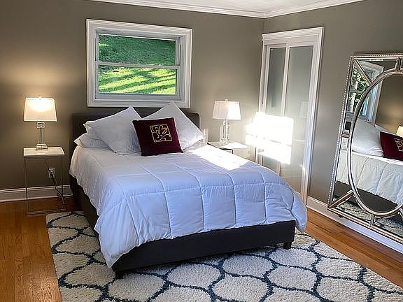 5th image of 4611 Carole Dr