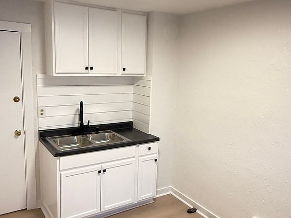 2nd image of 17157 Mackay Ave APT 1