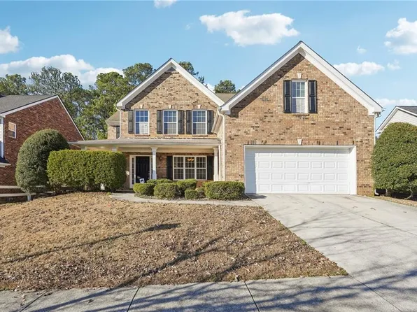 2130 Cooper Lakes Dr, Grayson, GA 30017