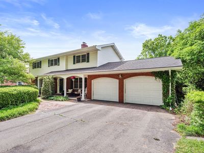 1772 Hacienda Dr, Stevensville, MI, 49127