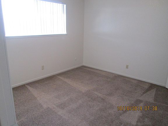 3rd image of 4572 N Glenn Ave APT 207