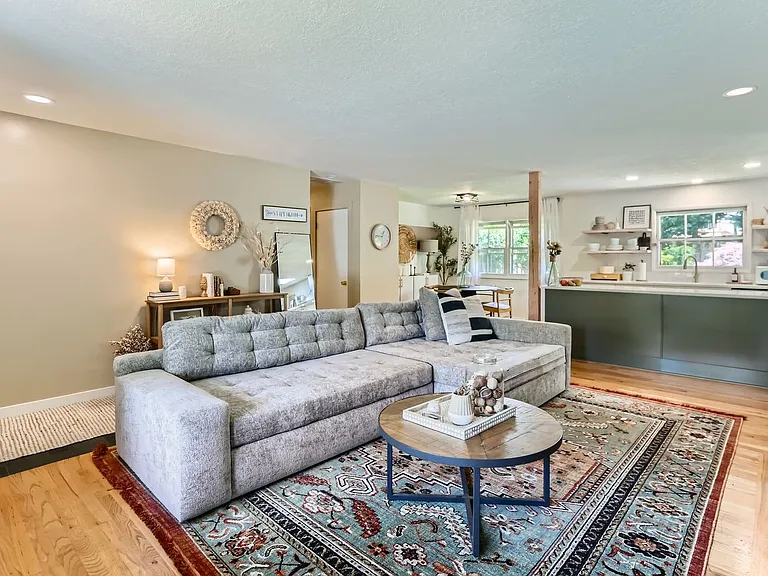3045 SW 116th Ave — Photo 7