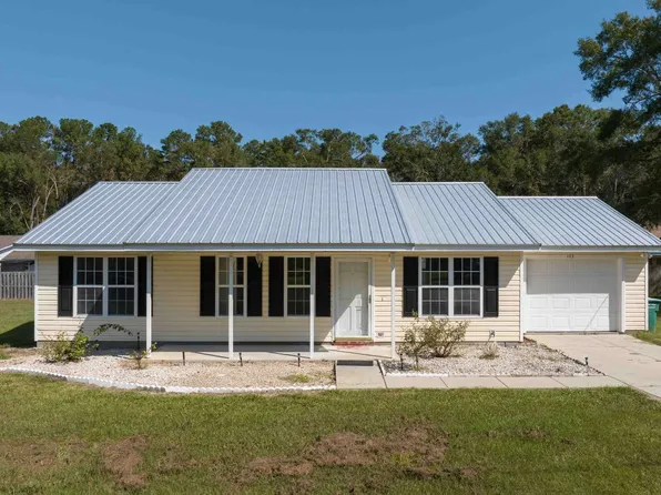 103 Hillcrest Cir NE, Branford, FL 32008