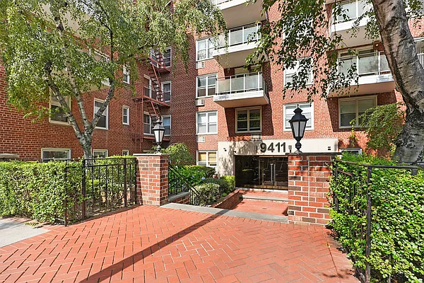 Sold by Robert DeFalco Realty | media 30