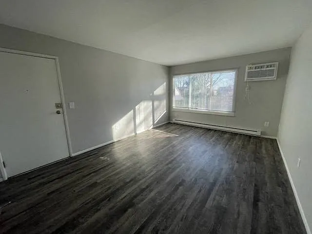 Copper Cove Apartments — Photo 37