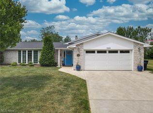 2408 Allen Blvd, Beachwood, OH