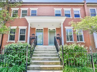 253 W Goethe St, Chicago, IL 60610