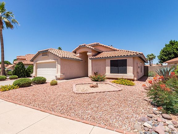 2nd image of 5842 W Mercury Way