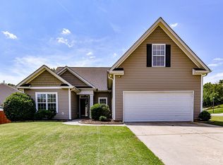 6824 Fortescue Dr, Charlotte, NC 28213