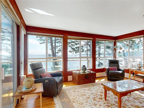 5th image of 1130 Berry Point Rd