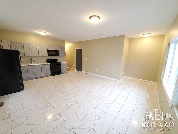 3rd image of 268 21st St #3B