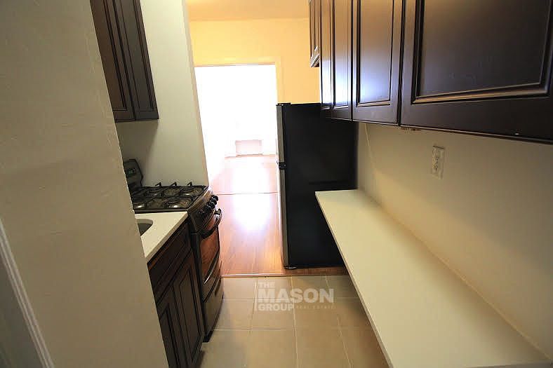2nd image of 531 E 81st St APT 1B